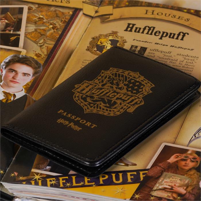 Wizarding World Harry Potter Pasaport Kılıfı - Hufflepuff