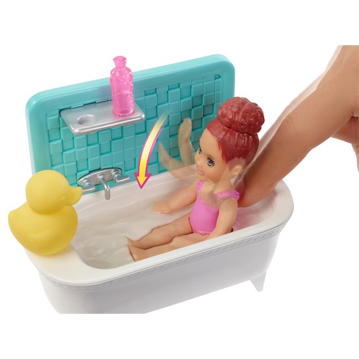 Barbie Bebek Bakıcısı Bebeği Minik Bebekler ve Banyo Aksesuarları Oyun Seti, Banyo Temalı FXH05