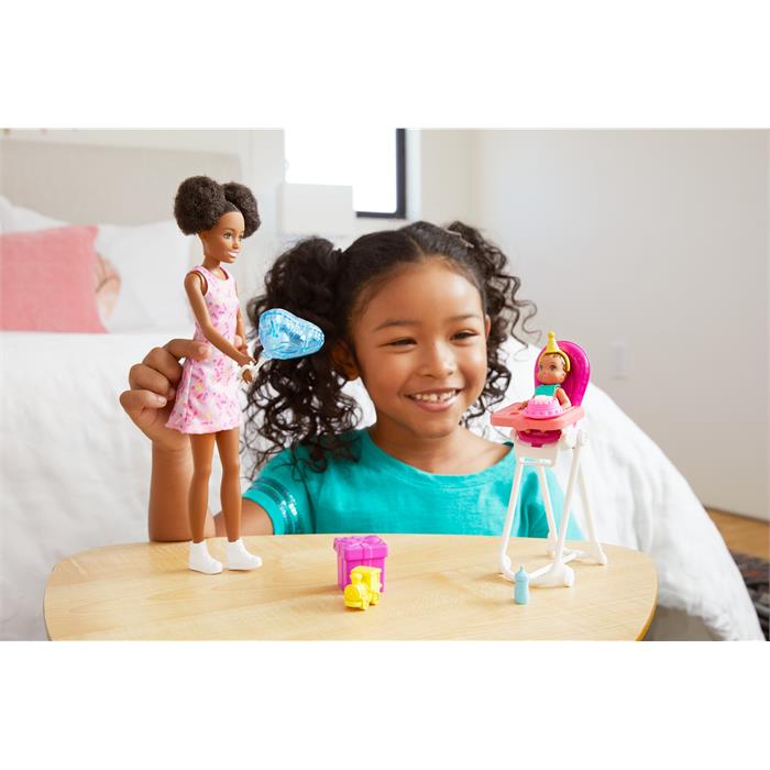 Barbie Skipper Bebek Bakıcısı Bebekleri ve Oyun Seti, Parti Temalı GRP41