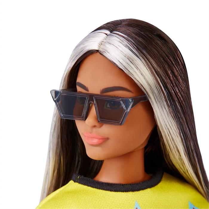 Barbie Fashionastas Büyüleyici Parti Bebekleri - Uzun Röfleli Saçlı, Damalı Etekli HBV13