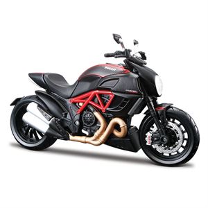 58940_ducati-diavel-carbon-model-kit-motosiklet-112-39196_1.jpg